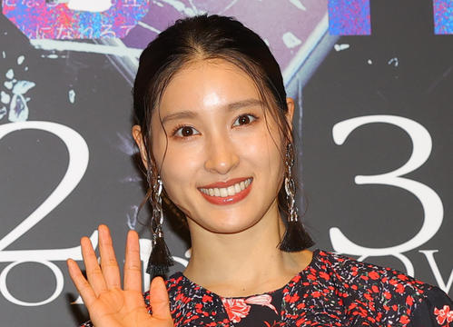 主演映画「マッチング」ヒット中の土屋太鳳、ポスター撮影は「かなりつらい時期に行われました」