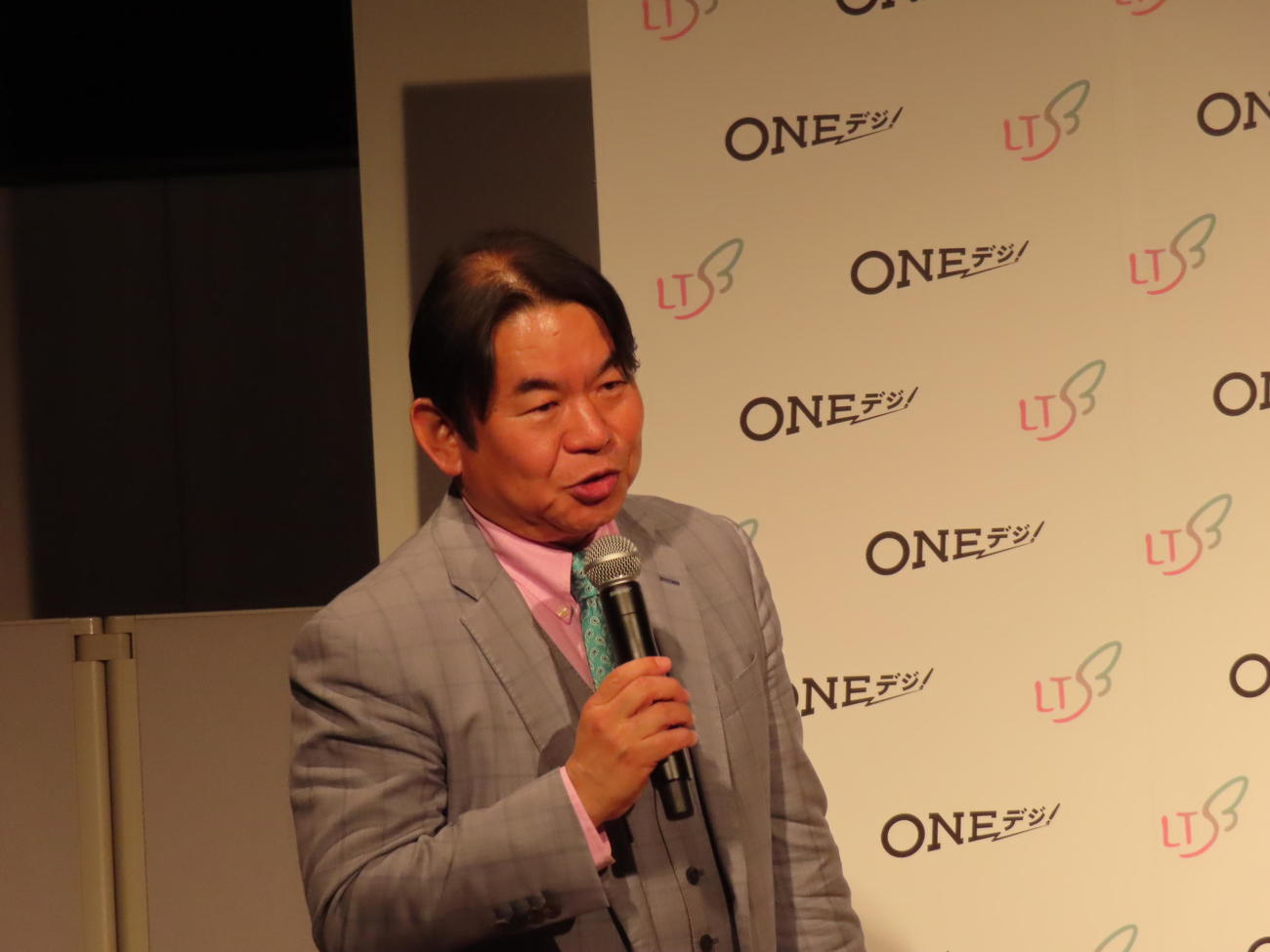 「ONEデジ！新サービスローンチ発表会」に出席したリーテックス株式会社代表取締役の小倉隆志氏