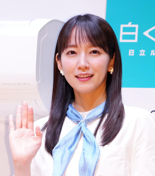 新CM発表会に登場した吉岡里帆(撮影・横山健太)