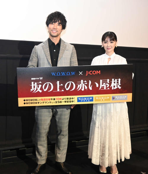 桐谷健太＆倉科カナ“兄妹漫才”を披露　桐谷「大阪がこうさせる～」　主演ドラマ舞台あいさつ