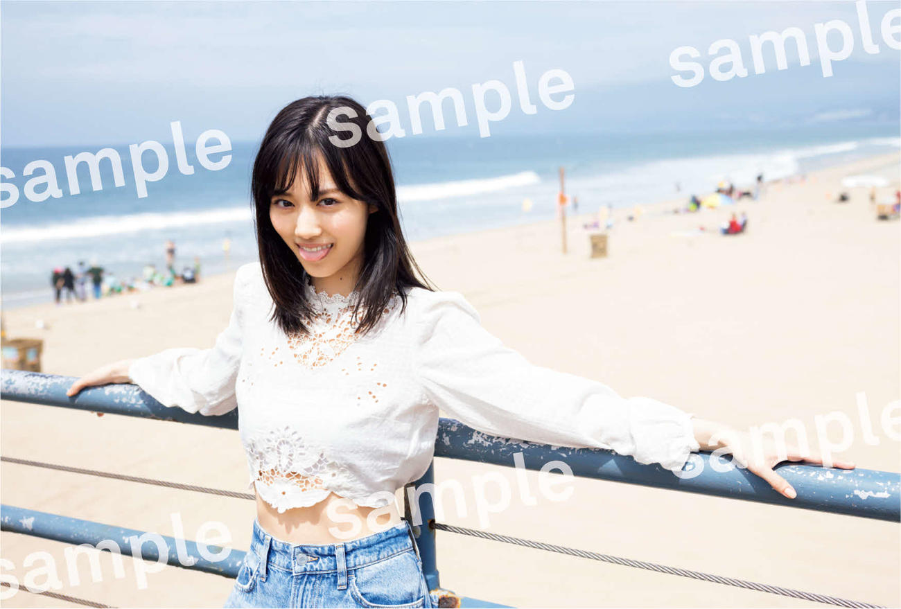 乃木坂46山下美月セカンド写真集「ヒロイン」の特典ポストカード（撮影・須恵隆治氏）