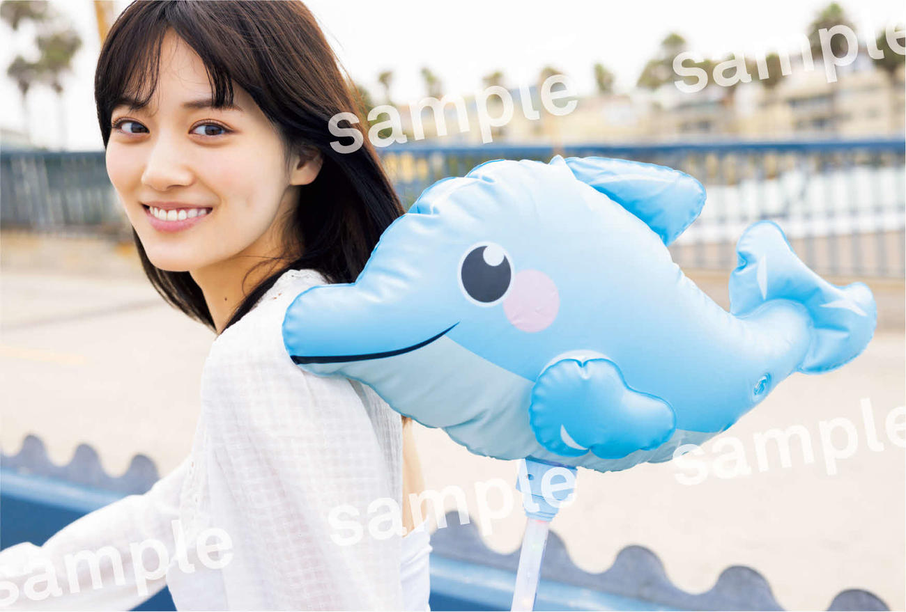 乃木坂46山下美月セカンド写真集「ヒロイン」の特典ポストカード（撮影・須恵隆治氏）