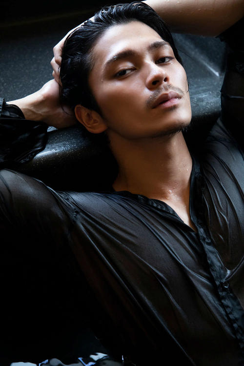 「眞栄田郷敦写真集 A Beautiful Blink」からの先行カット(C)二階堂ふみ/講談社