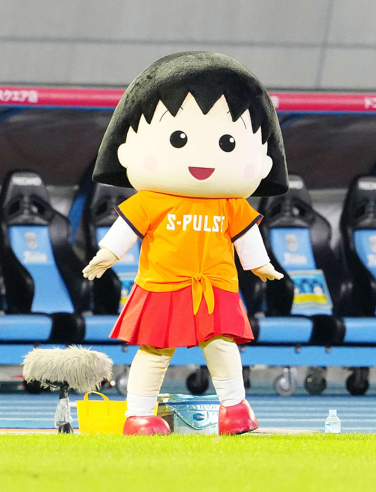 2021年10月24日、J1リーグ第33節　川崎F対清水　試合前、来場した、ちびまる子ちゃん