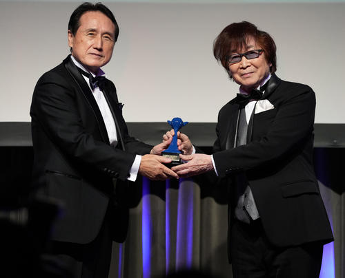 古川登志夫、声優アワード功労賞受賞の檀上で鳥山明さん、TARAKOさんを追悼