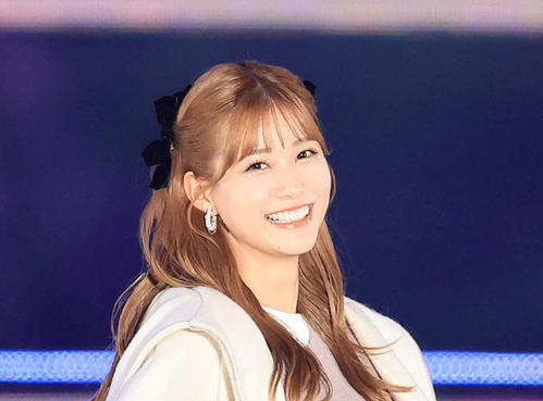 めるる生見愛瑠、美デコルテ際立つチュールドレス姿「世界一可愛いしか言葉でない」大絶賛