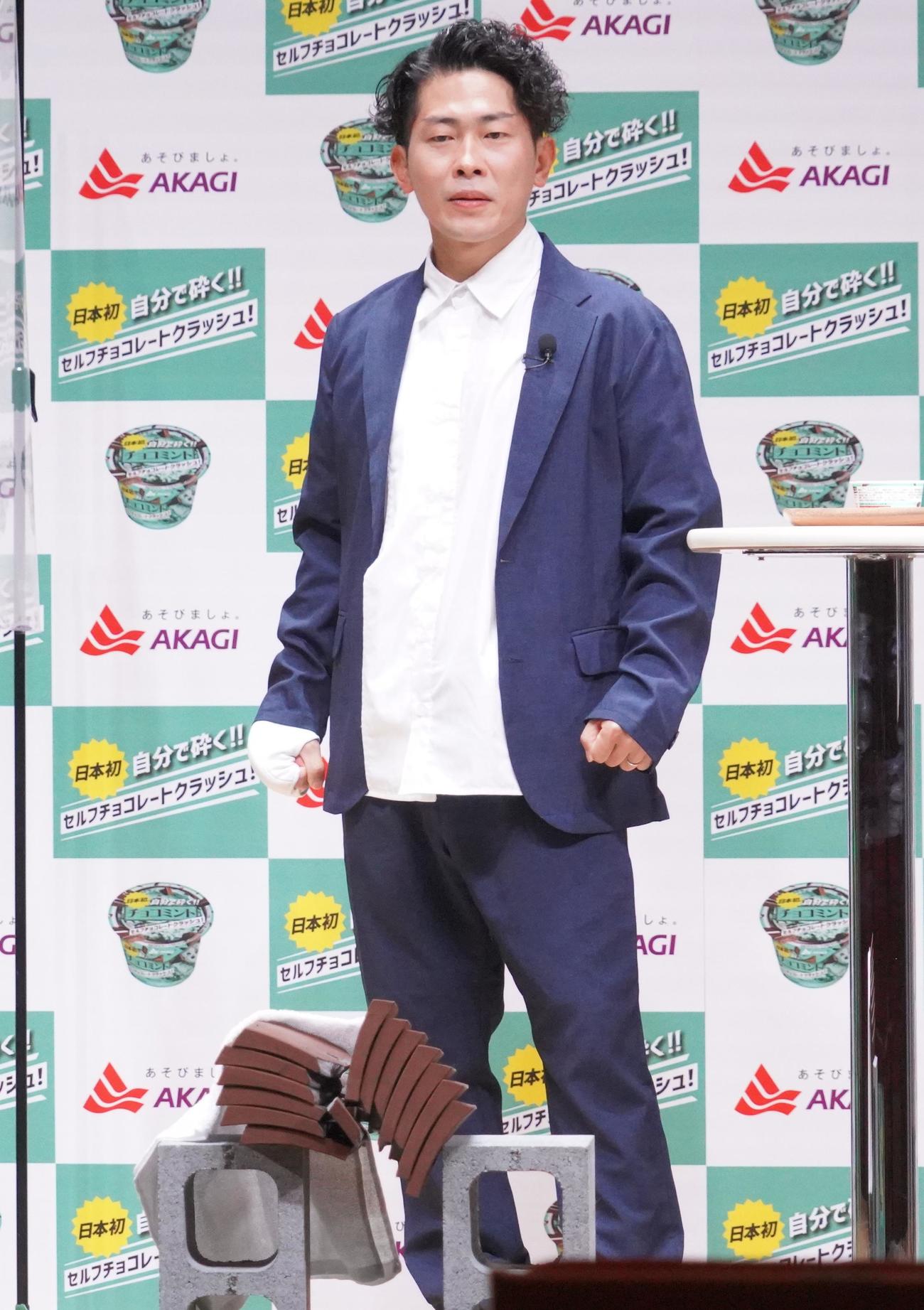 ジャングルポケット太田博久（2022年11月撮影）
