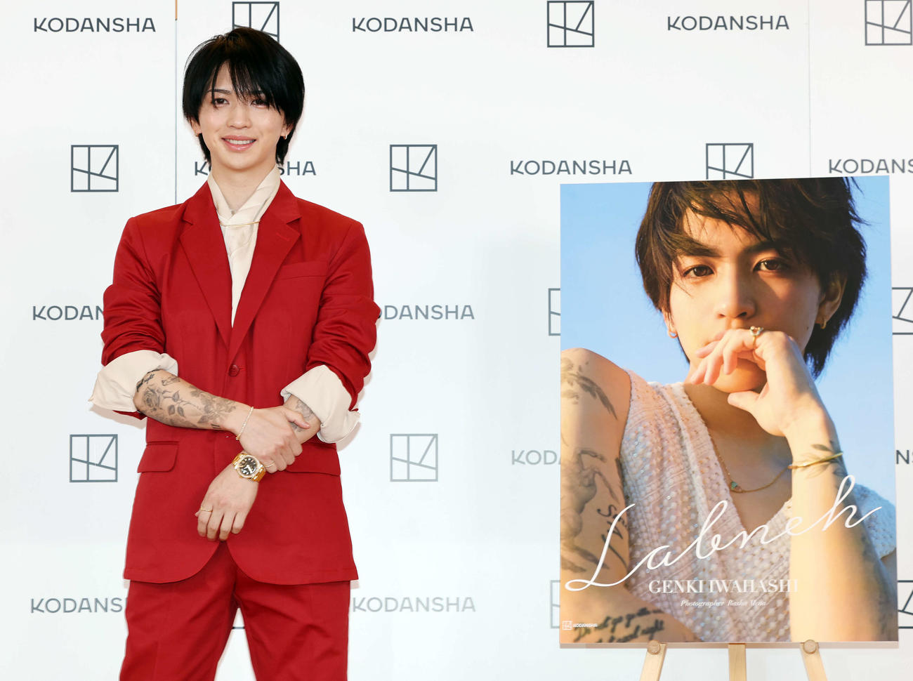 岩橋玄樹1st写真集「Labneh」発売記念会見で笑顔を見せる岩橋玄樹（撮影・宮地輝）
