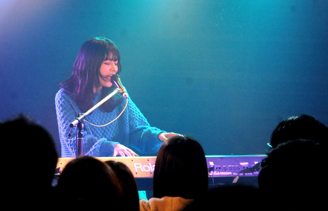 「OTOASOBI vol．1」に出演した、かわにしなつき（撮影・松尾幸之介）