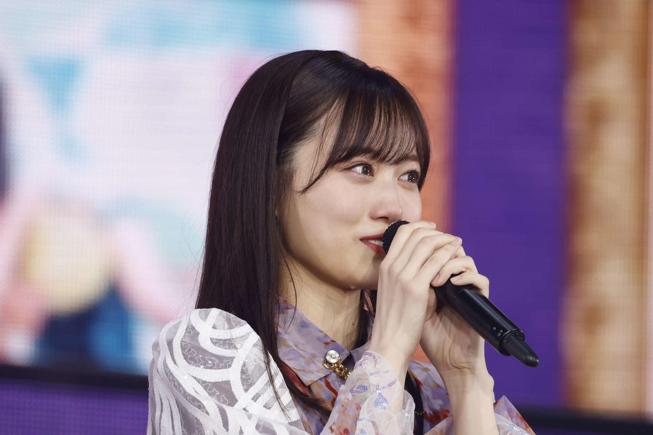 乃木坂46「12th YEAR BIRTHDAY LIVE」でスピーチする山下美月