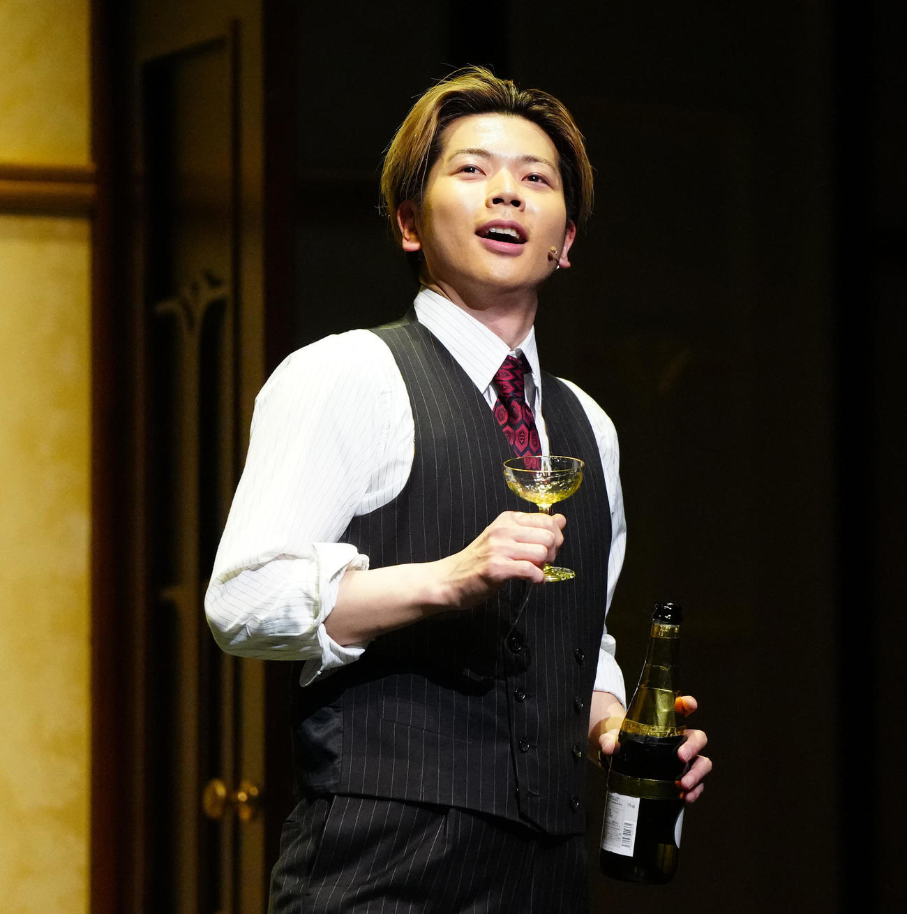 ミュージカル「20世紀号に乗って」の公開ゲネプロで熱演する増田貴久（撮影・江口和貴）