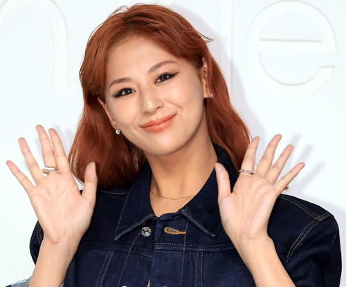西内まりや、バッサリとイメチェンのベリーショート姿に「ガッツリ行ったね」「美しい」反響