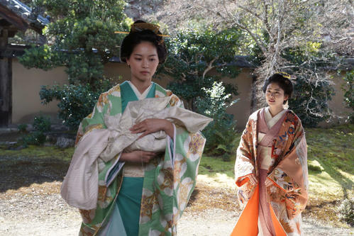 倫子たちが大奥に戻ってくると、女中たちが何やら騒いでいて…／「大奥」第９話あらすじ