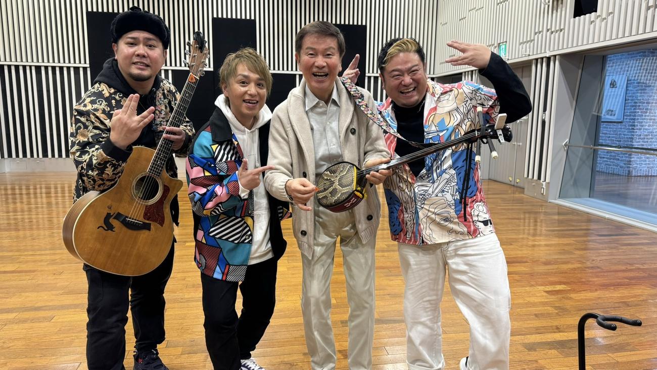 左からジャアバーボンズ志門、YASU、森田健作TAKANO