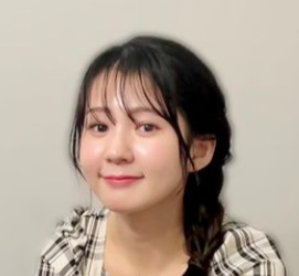 テレ東・冨田有紀アナ、春感じるワンピース姿披露「ラテをデスクで...」ハプニングも明かす