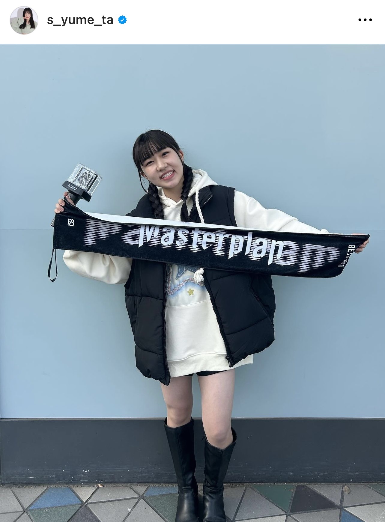 妹の誉（ほま）とともにBE:FIRSTのライブを鑑賞した鈴木夢（鈴木夢のインスタグラムから）