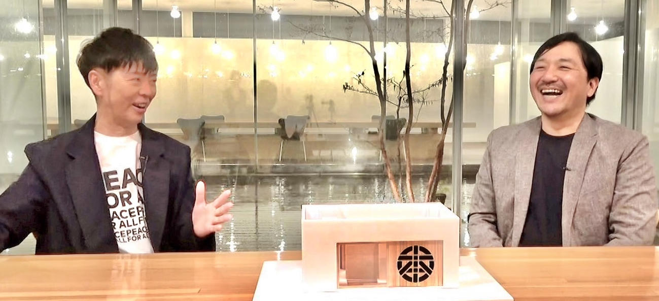 シェア型書店「ほんまる」の未来について語る佐藤可士和氏(左)と今村翔吾氏