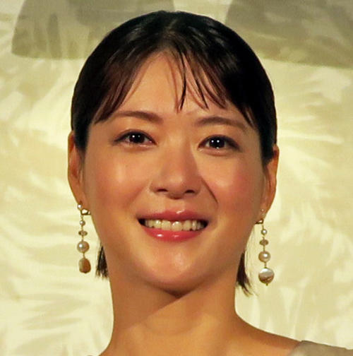 上野樹里、５分で選んだ水着姿を披露「スタイル良過ぎ！」ニュージーランドの海で笑顔溢れる　