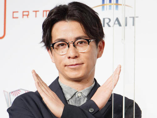 オリラジ藤森慎吾、41歳の誕生日に黒スーツ姿を披露「こんなカッコイイ41歳いない！」