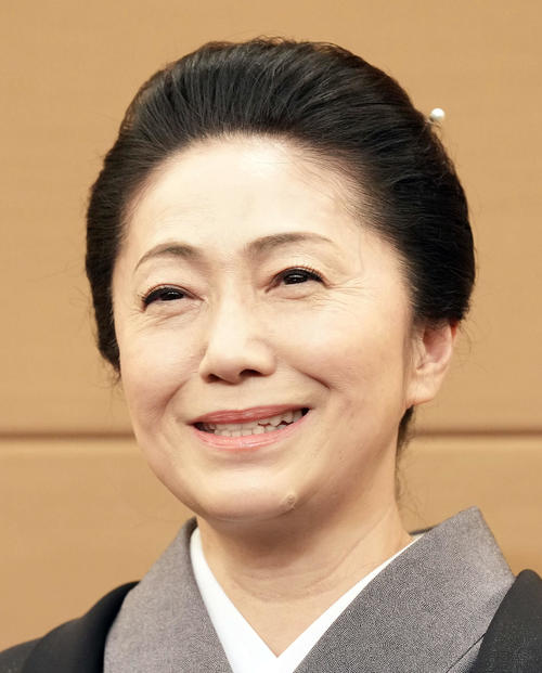 石川さゆり、中村メイコさんの帯で「送る会」出席　「ロマンチックに旅立たれた」と感慨