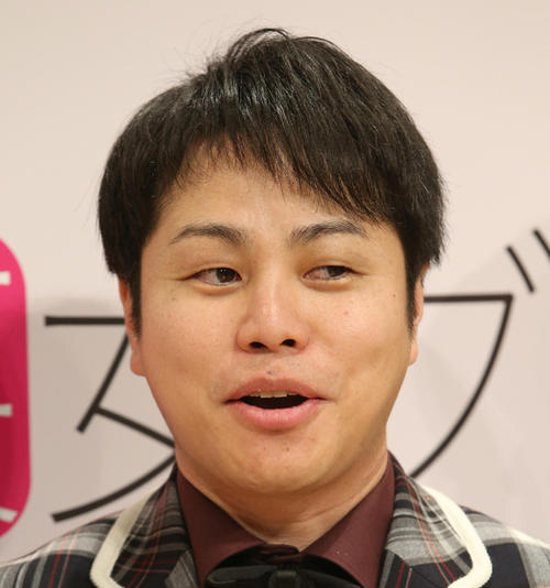 ノンスタ井上裕介「ディープキス」写真投稿で「ばい菌が入りません様に」の声も　左手薬指に指輪