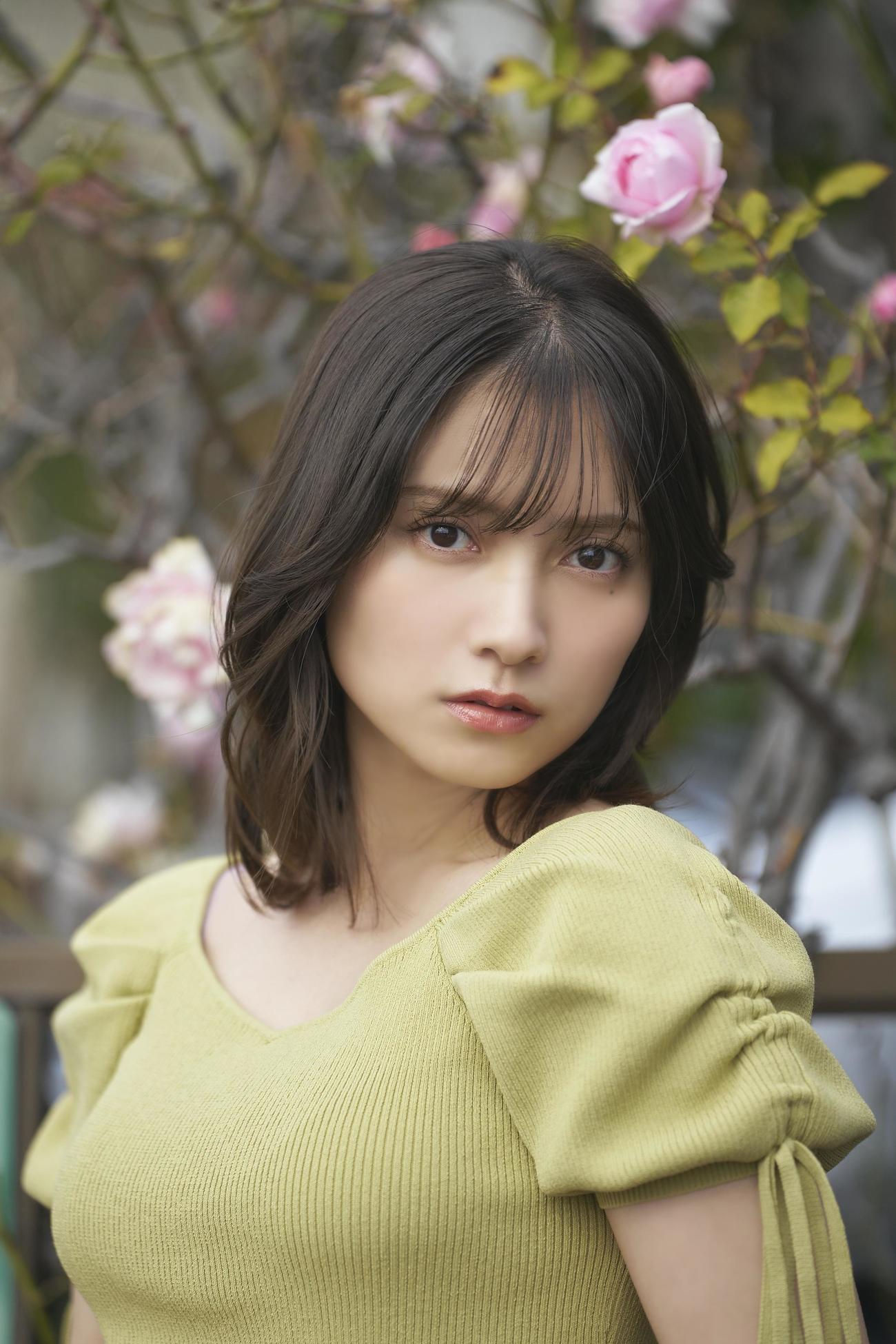 「漫画アクション」の表紙グラビアに登場している桃月なしこ（撮影：フジシロタカノリ）