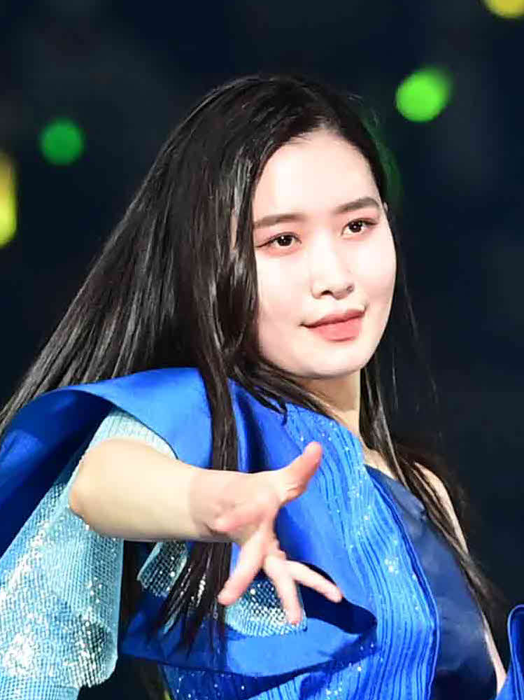 笠原桃奈（2020年12月撮影）