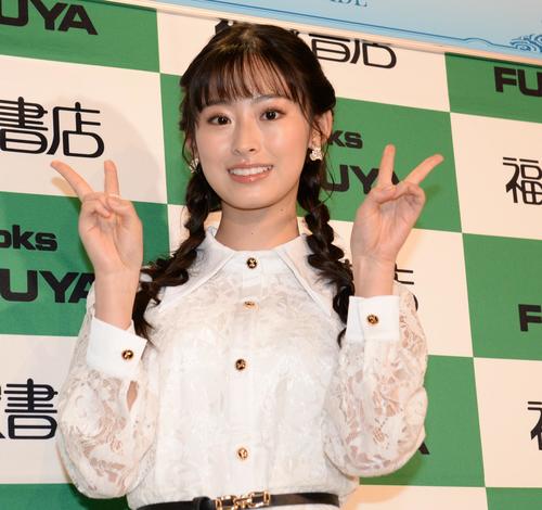 井本彩花「直接会って、お話出来るっていいですね」カレンダー発売イベント終え感謝