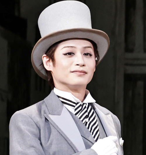 前山剛久さん、神田沙也加さんとの思い出の地での近影公開「HOPE」