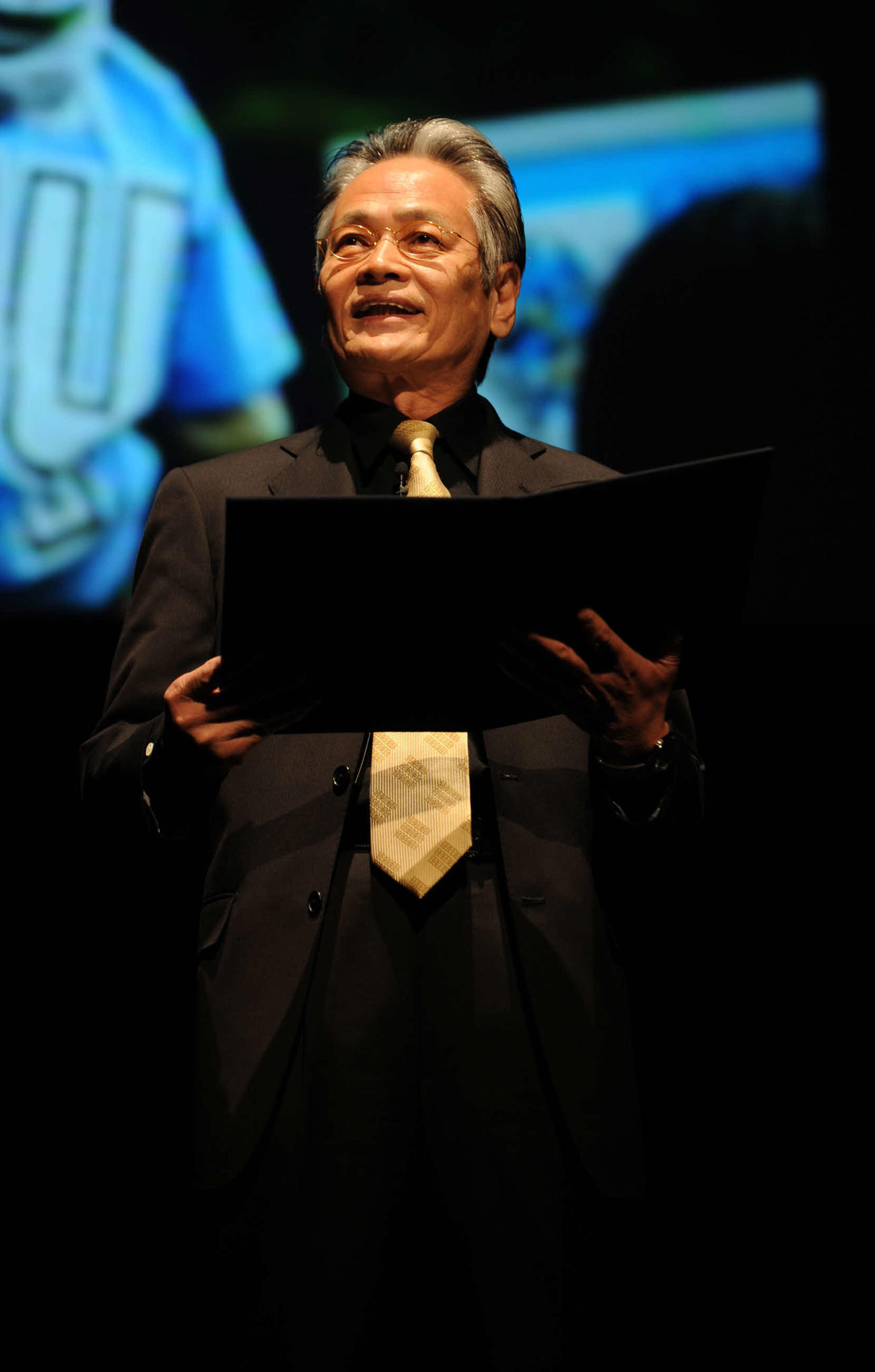Jリーグ・キックオフ・カンファレンスで登壇する俳優の寺田農さん（08年2月29日）