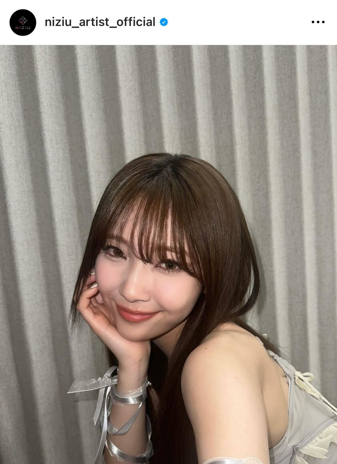 NiziU公式インスタグラムから
