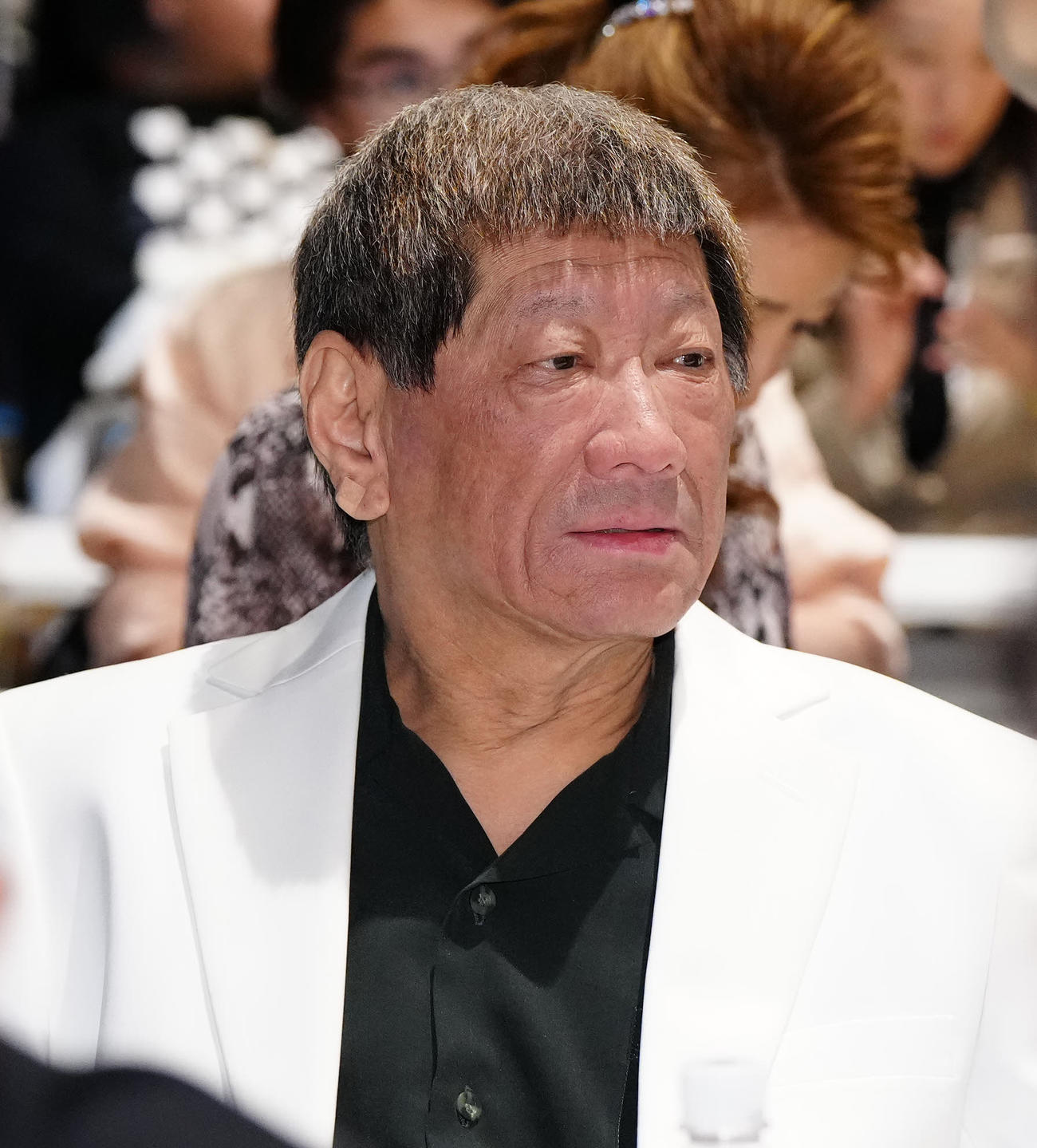 南部虎弾さんとエスパー伊東さんの合同お別れ会に出席するビトタケシ（撮影・江口和貴）