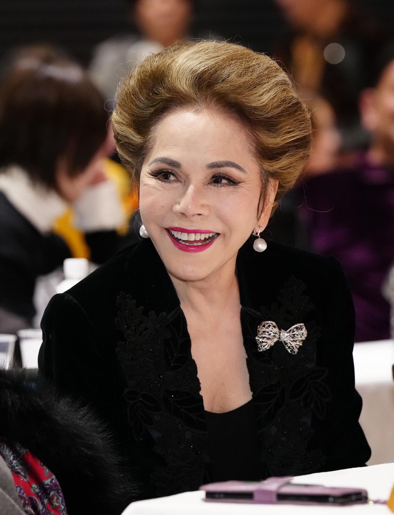 南部虎弾さんとエスパー伊東さんの合同お別れ会に出席するデヴィ夫人（撮影・江口和貴）