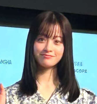 橋本環奈、着物姿に日本髪がお人形さんのよう　華やか着物姿でドラマ「万博の太陽」PR