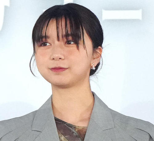 上白石萌歌「つむじからつま先まで千尋　誇りに思います」と姉萌音が主演の舞台に感激
