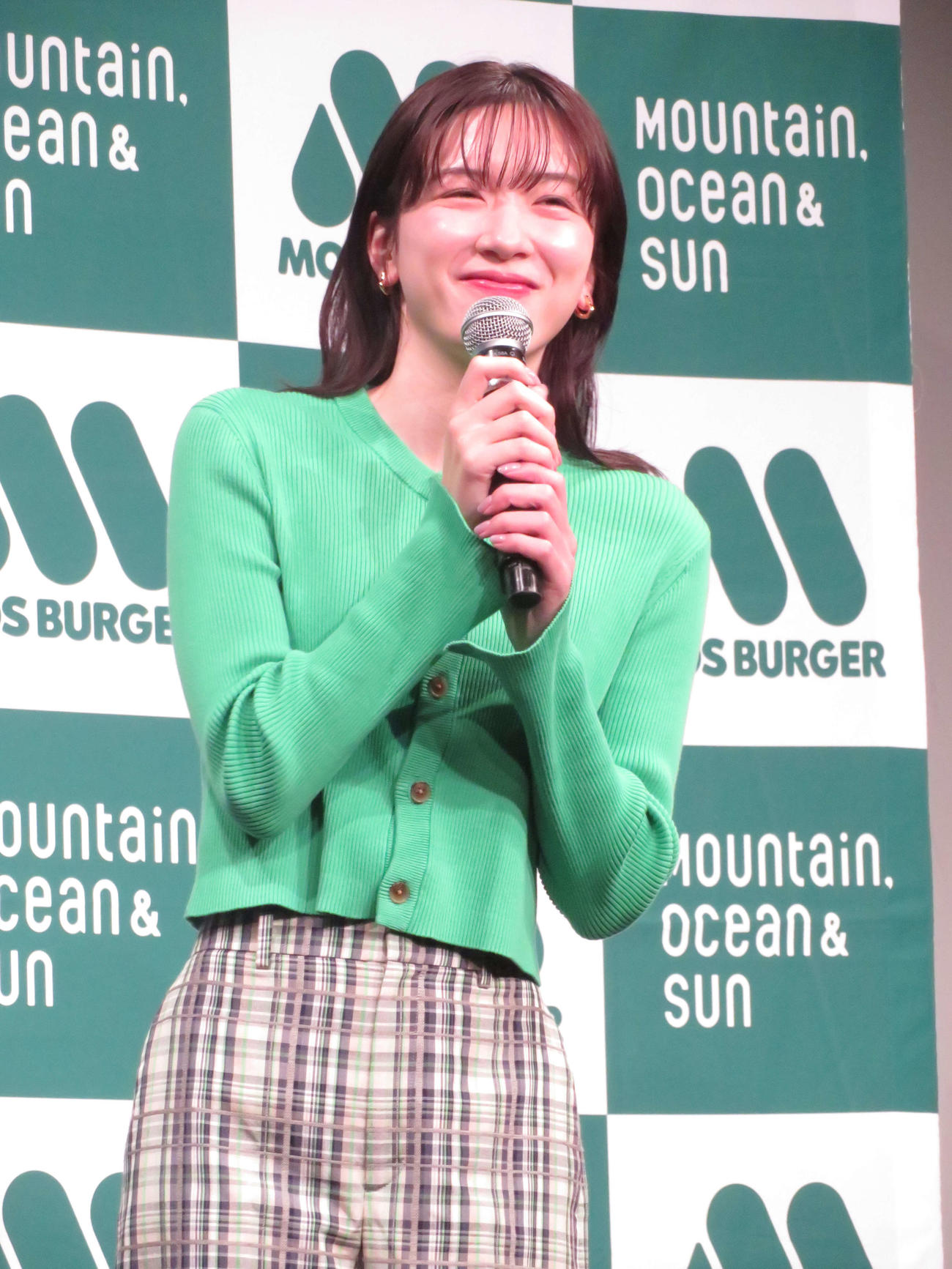 「モスバーガー」新CM発表会に出席した永野芽郁