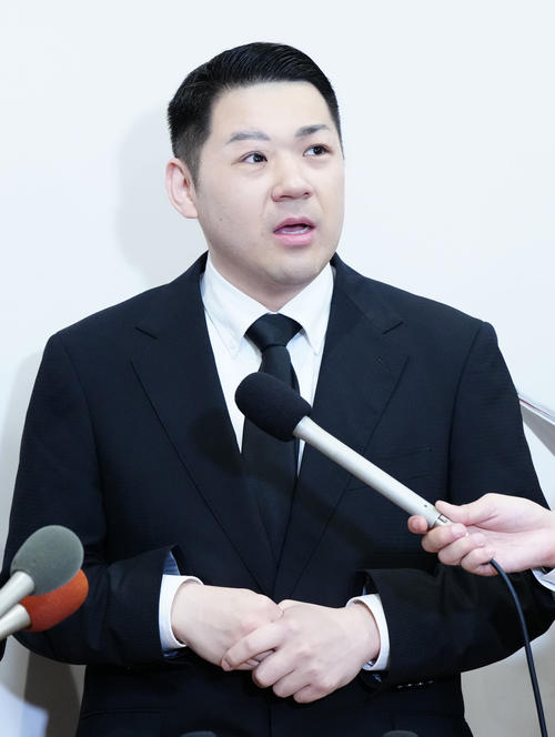 優しい八代亜紀さんのエピソード　痩せた大江裕のために「衣装が大きいから」裁縫道具を出して…