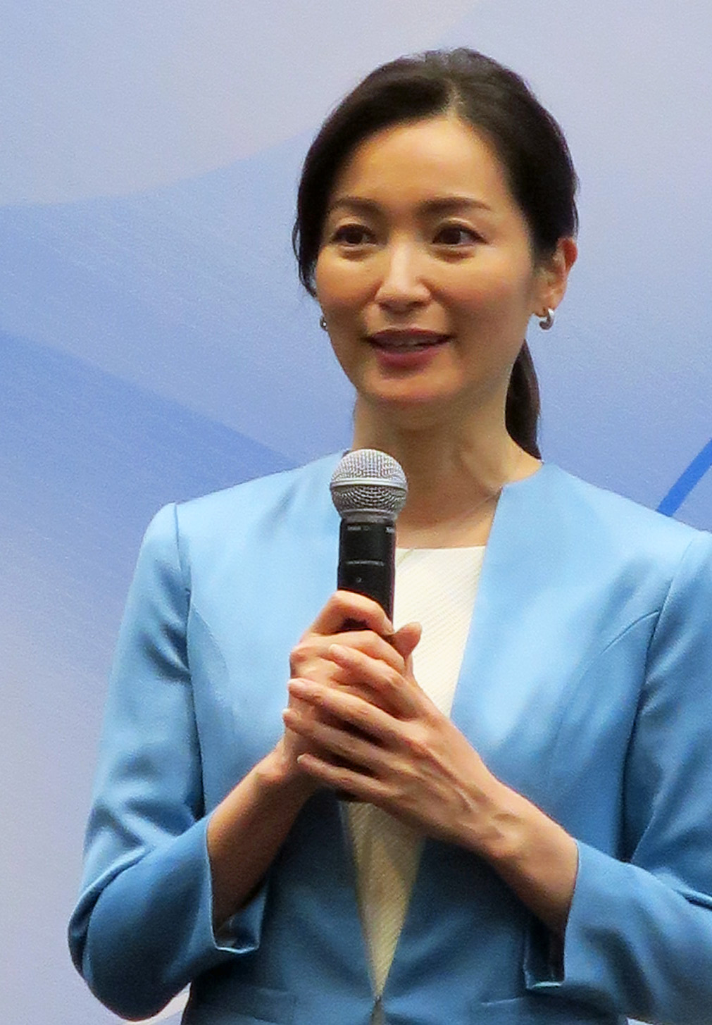 テレ東報道番組リニューアル会見に登場した「WBS」金曜担当の大江麻理子アナ