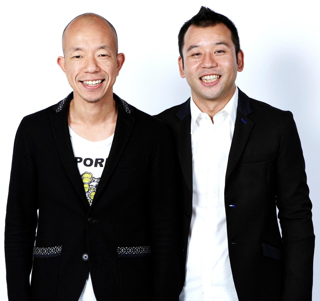 初の単独ライブツアーを行うバイきんぐの小峠英二（左）と西村瑞樹