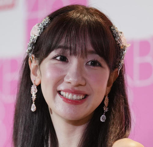 AKB48柏木由紀「綺麗に盛れる」最新ランジェリー姿で美バスト＆美ボディーラインあらわ