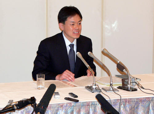 吉幾三「あの議員の様々な面が分かってきた」機内態度公表後に匿名情報集まる　今後の追及は否定