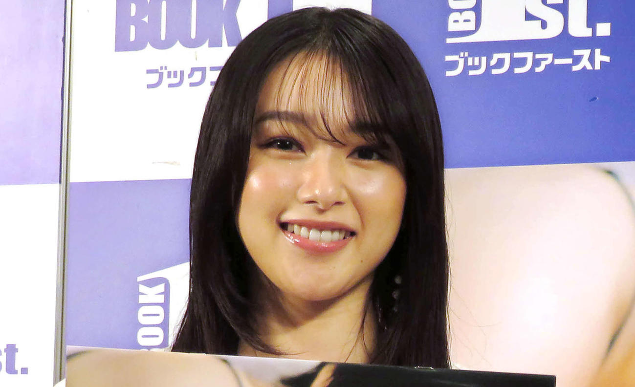 桜井日奈子（2023年11月撮影）