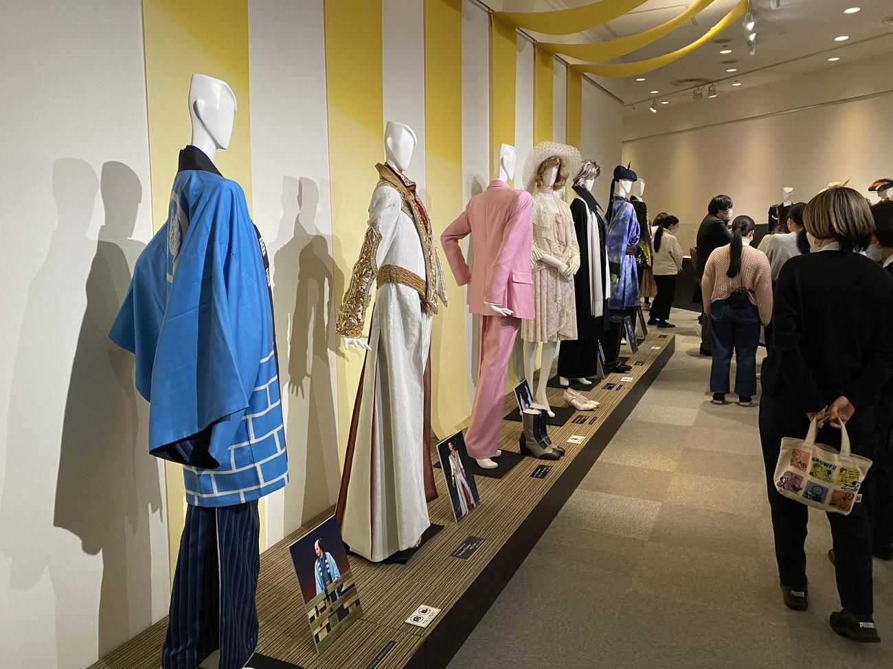 月城かなとのメモリアル展（撮影・村上久美子）