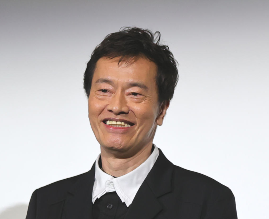 遠藤憲一（2023年撮影）