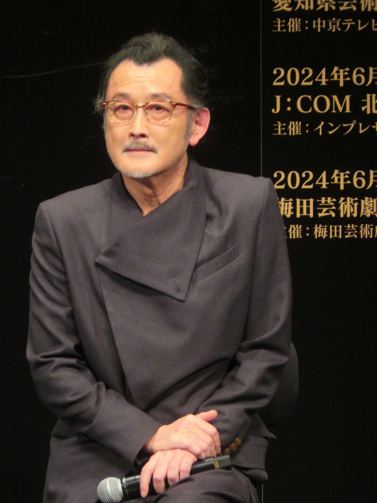 吉田鋼太郎（2024年2月撮影）