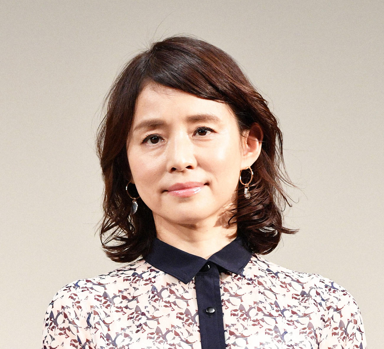 石田ゆり子（2021年4月撮影）