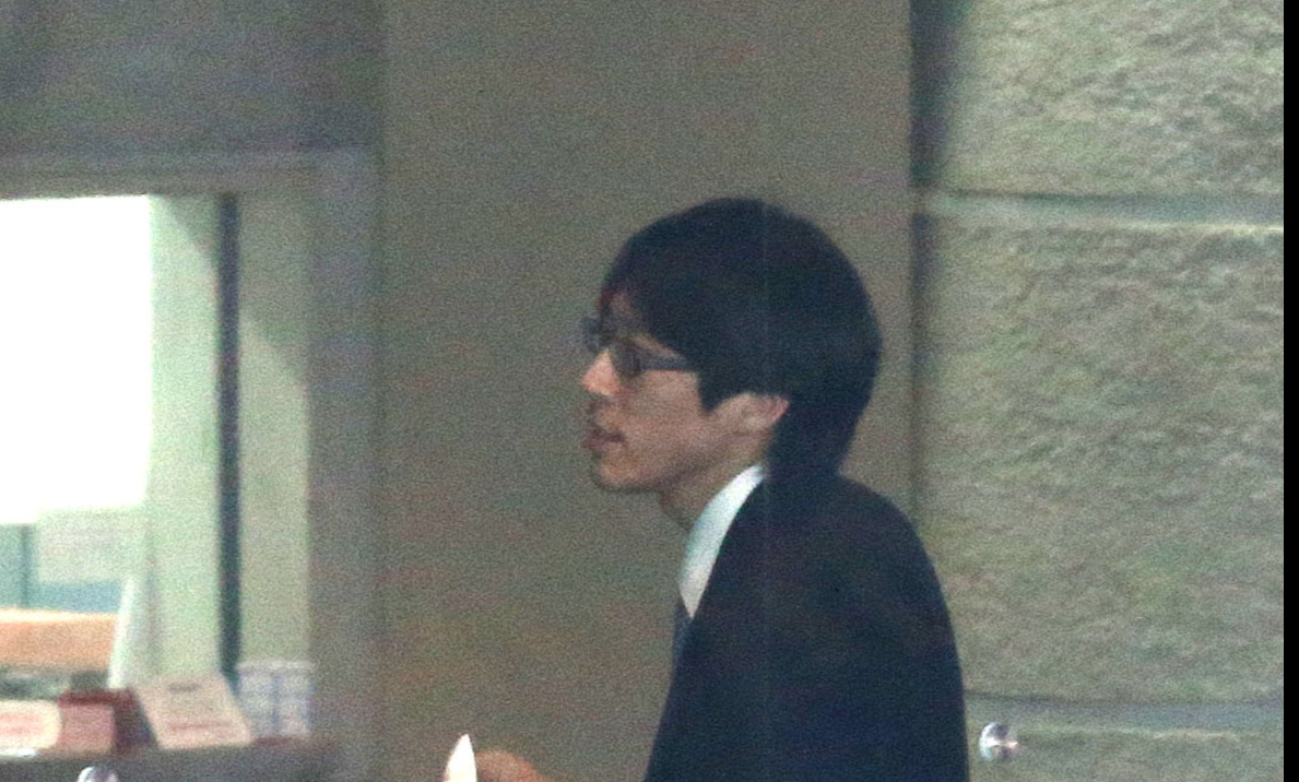 竹田 恒 泰 akb