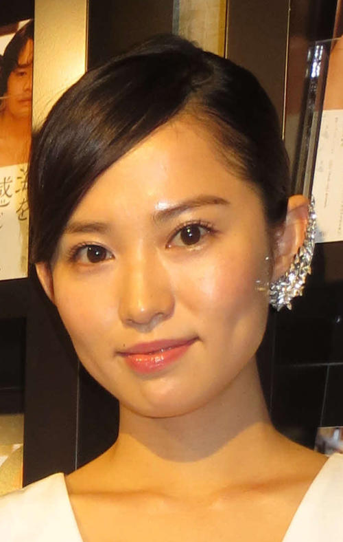 市川由衣「悪性の疑いがある腫瘍がみつかり」手術を受けて休養していた
