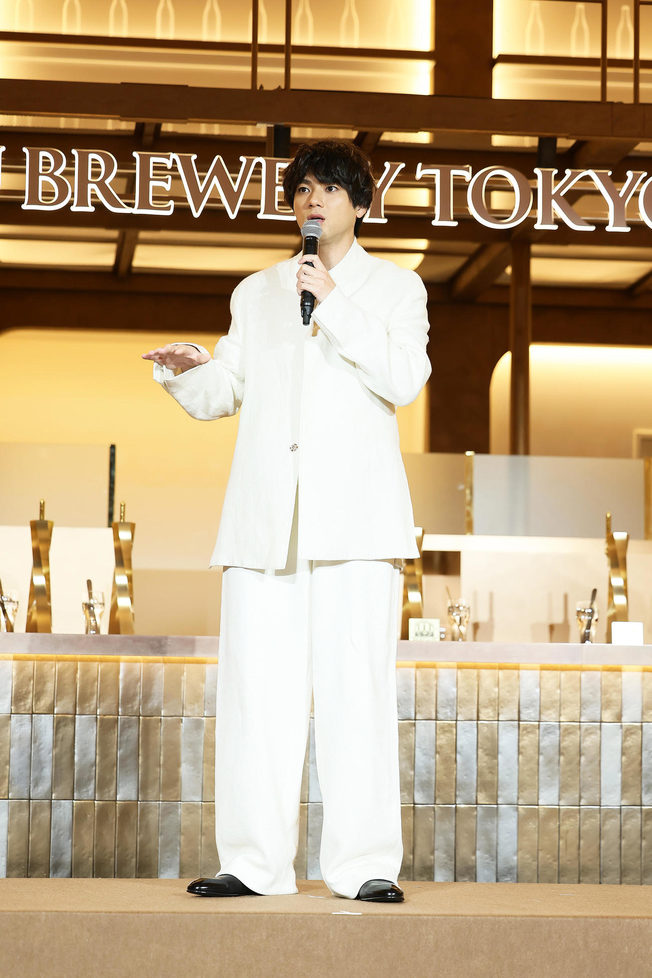 グランドオープン記念イベントに登場した山田裕貴（撮影・足立雅史）