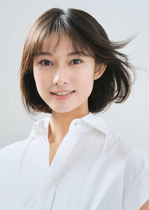 「離婚しない男」サイコパス部下怪演の玉田志織、２作目写真集発売　「今の私を映した」水着姿も